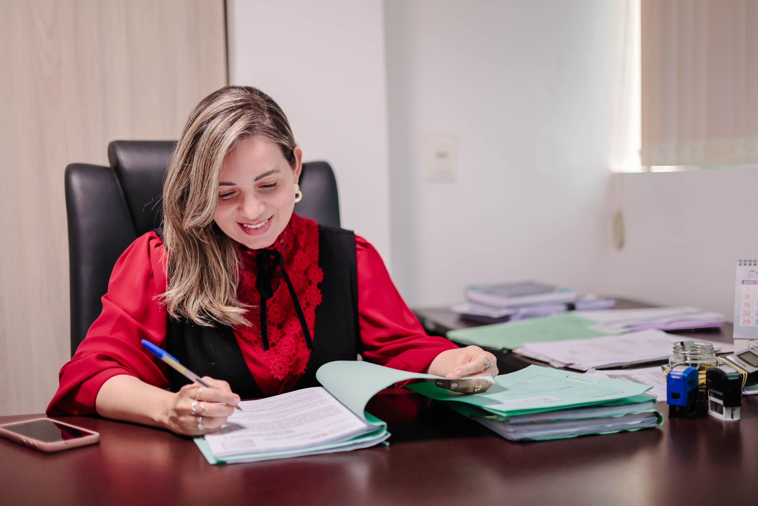 ROSA CAMILA OUVIDORA DA ALEPI (2).jpg