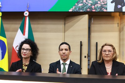 SESSÃO SOLENE PELO DIA DO OUVIDOR - FOTOS REGIS FALCÃO ASCOM ALEPI (19).jpg