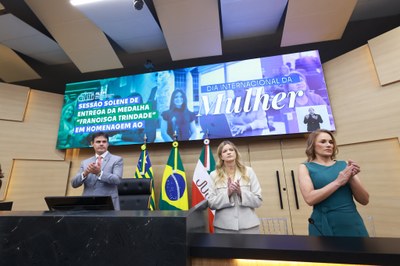  SESSÃO SOLENE EM HOMENAGEM AO DIA INTERNACIONAL DA MULHER E ENTREGA DA MEDALHA FRANCISCA TRINDADE FOTOS REGIS FALCÃO ASCOM ALEPI (19).jpg