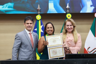  SESSÃO SOLENE EM HOMENAGEM AO DIA INTERNACIONAL DA MULHER E ENTREGA DA MEDALHA FRANCISCA TRINDADE FOTOS REGIS FALCÃO ASCOM ALEPI (35).jpg