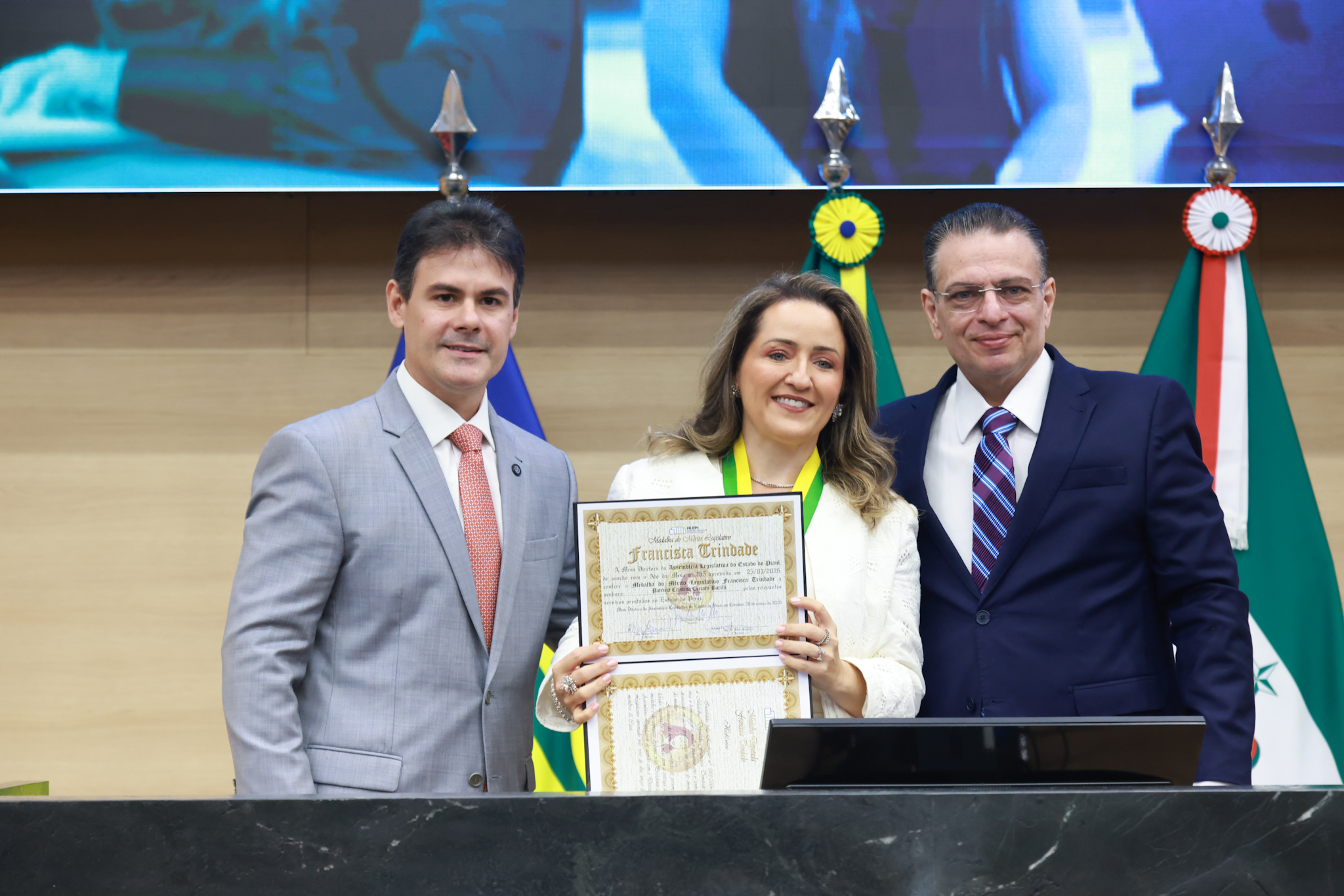  SESSÃO SOLENE EM HOMENAGEM AO DIA INTERNACIONAL DA MULHER E ENTREGA DA MEDALHA FRANCISCA TRINDADE FOTOS REGIS FALCÃO ASCOM ALEPI (36).jpg
