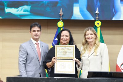  SESSÃO SOLENE EM HOMENAGEM AO DIA INTERNACIONAL DA MULHER E ENTREGA DA MEDALHA FRANCISCA TRINDADE FOTOS REGIS FALCÃO ASCOM ALEPI (40).jpg