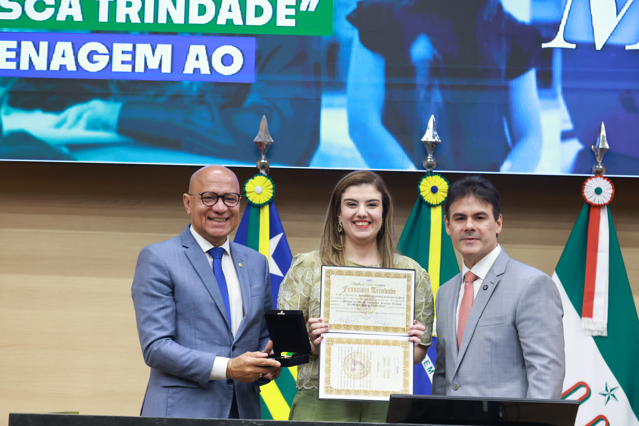  SESSÃO SOLENE EM HOMENAGEM AO DIA INTERNACIONAL DA MULHER E ENTREGA DA MEDALHA FRANCISCA TRINDADE FOTOS REGIS FALCÃO ASCOM ALEPI (47).jpg