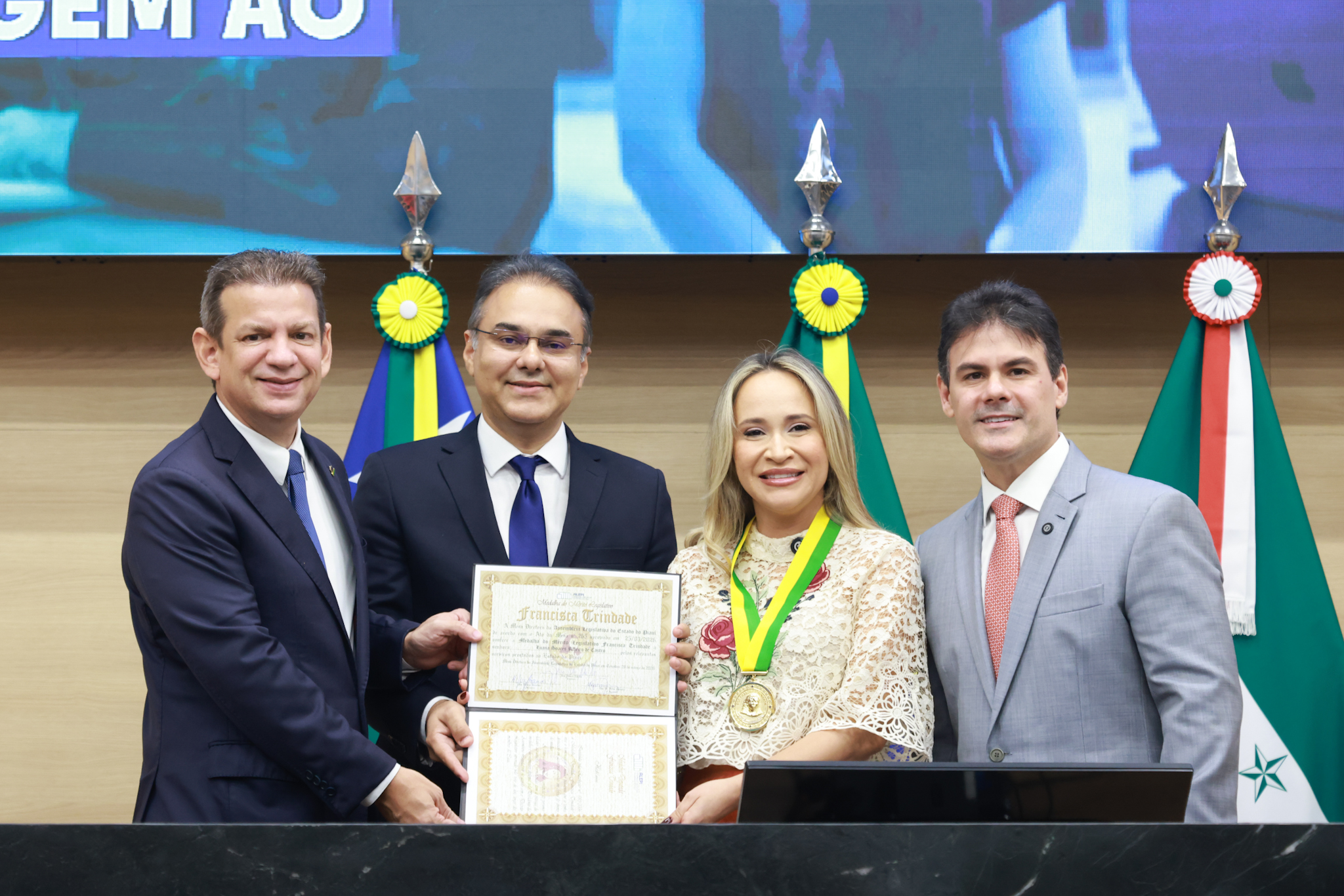  SESSÃO SOLENE EM HOMENAGEM AO DIA INTERNACIONAL DA MULHER E ENTREGA DA MEDALHA FRANCISCA TRINDADE FOTOS REGIS FALCÃO ASCOM ALEPI (57).jpg