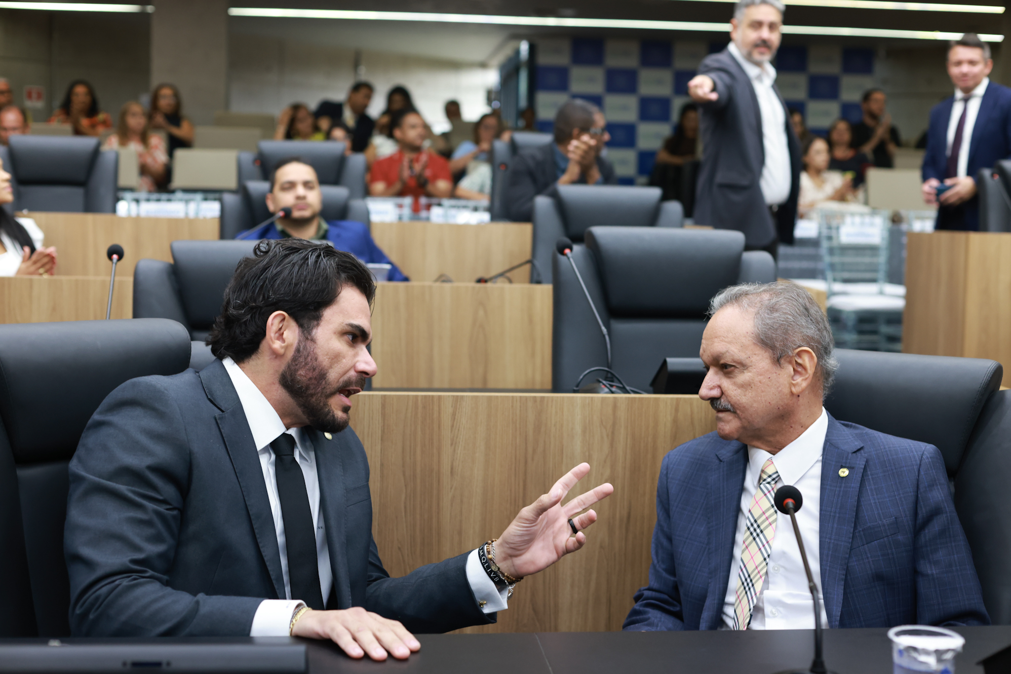 SESSÃO SOLENE MEDALHA DO MÉRITO LEGISLATIVO PARA MIN LIANA CHAIB - FOTOS REGIS FALCÃO ASCOM ALEPI (2).jpg