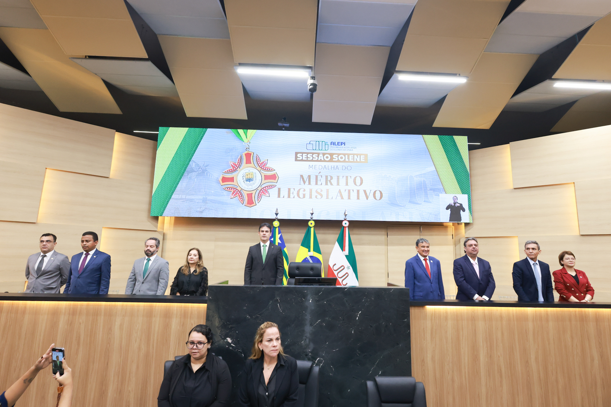 SESSÃO SOLENE MEDALHA DO MÉRITO LEGISLATIVO PARA MIN LIANA CHAIB - FOTOS REGIS FALCÃO ASCOM ALEPI (9).jpg