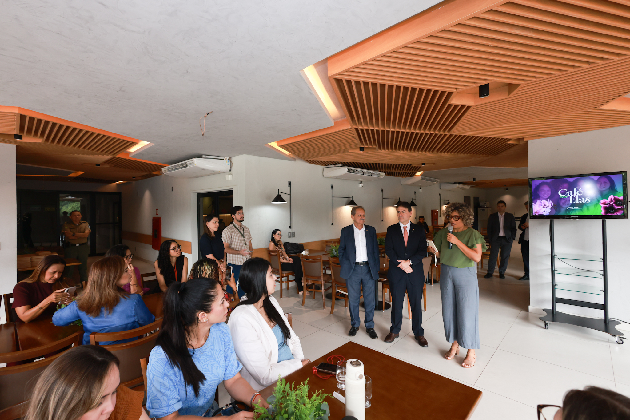 CAFE COM ELAS - FOTOS REGIS FALCÃO ASCOM ALEPI (4).jpg