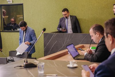 COMISSÃO DE CONSTITUIÇÃO E JUSTIÇA (4).jpg