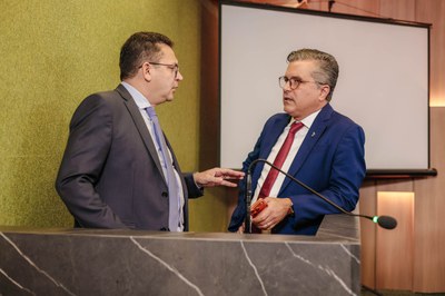 COMISSÃO DE CONSTITUIÇÃO E JUSTIÇA (8).jpg