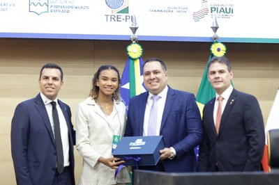 POSSE PARLAMENTO DO FUTURO - FOTOS REGIS FALCÃO ASCOM ALEPI  (16).jpg