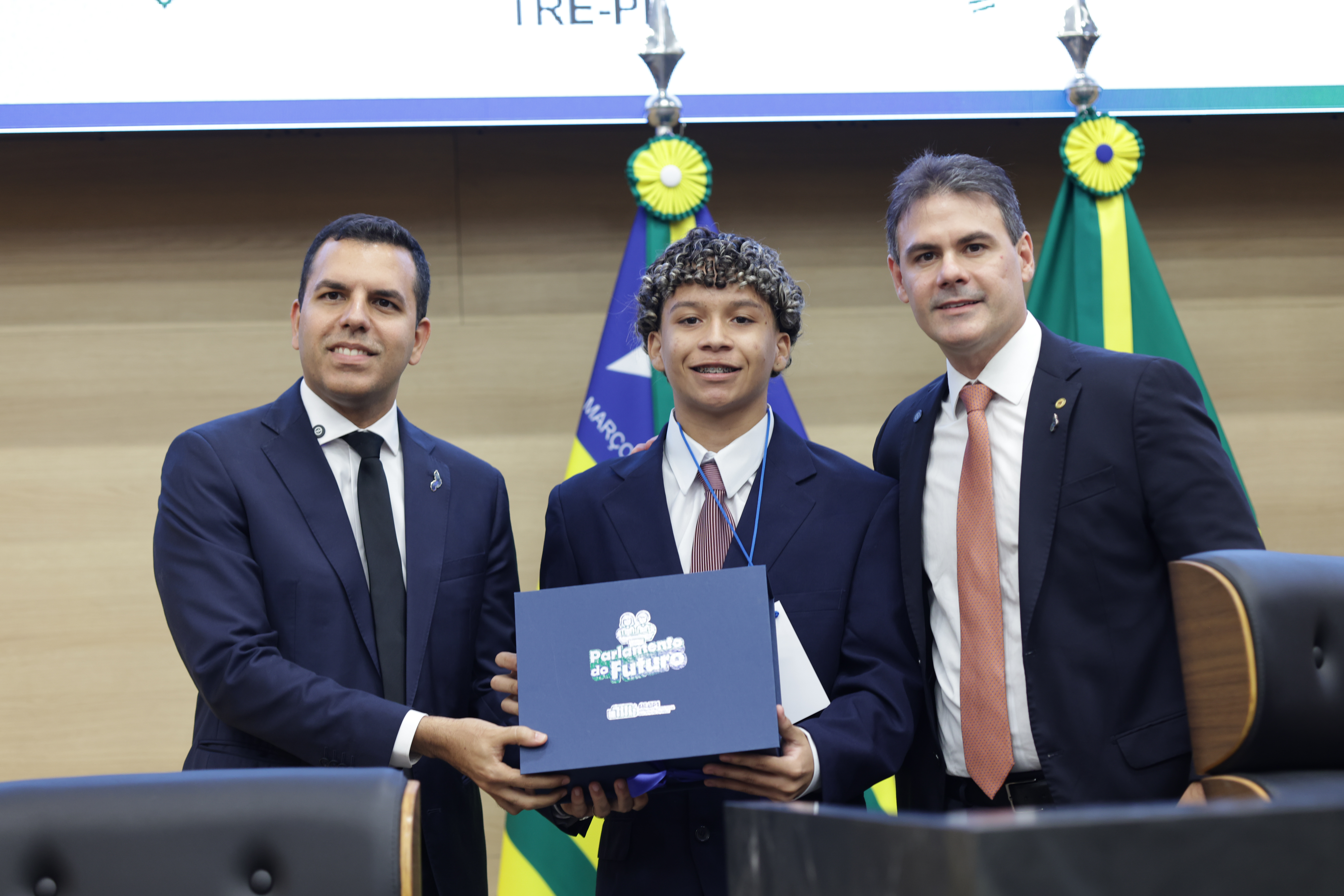 POSSE PARLAMENTO DO FUTURO - FOTOS REGIS FALCÃO ASCOM ALEPI  (28).jpg