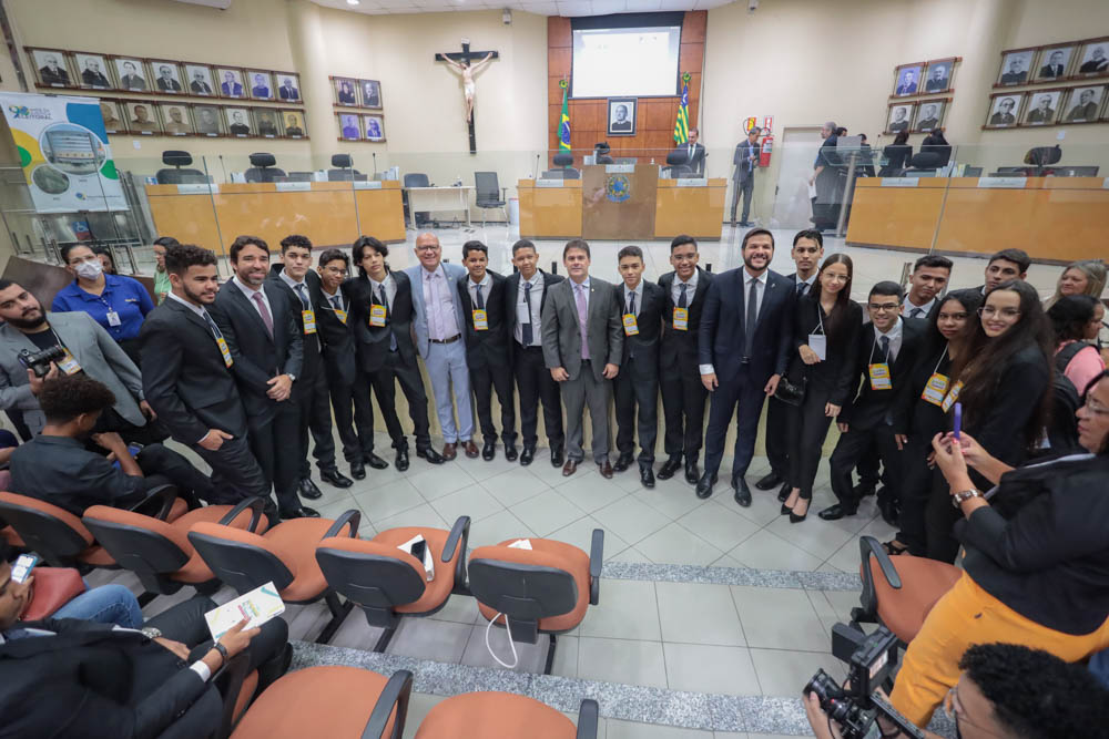 PARLAMENTO DO FUTURO DIPLOMAÇAO E FOTO OFICIAL-3.jpg
