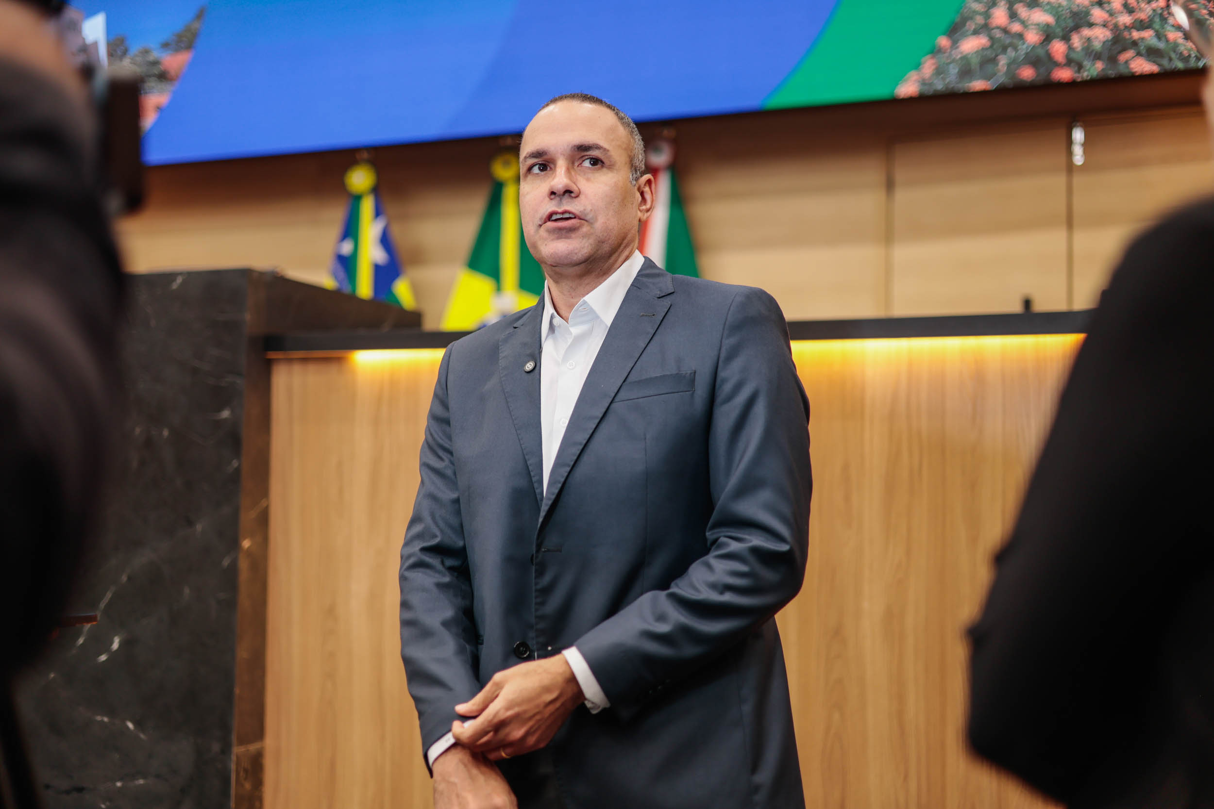 THIAGO PARENTE DIRETOR DE RH (1).jpg