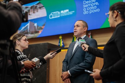 THIAGO PARENTE DIRETOR DE RH (6).jpg