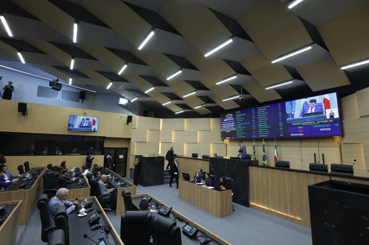 Alepi aprova em primeiro turno licença-maternidade às parlamentares