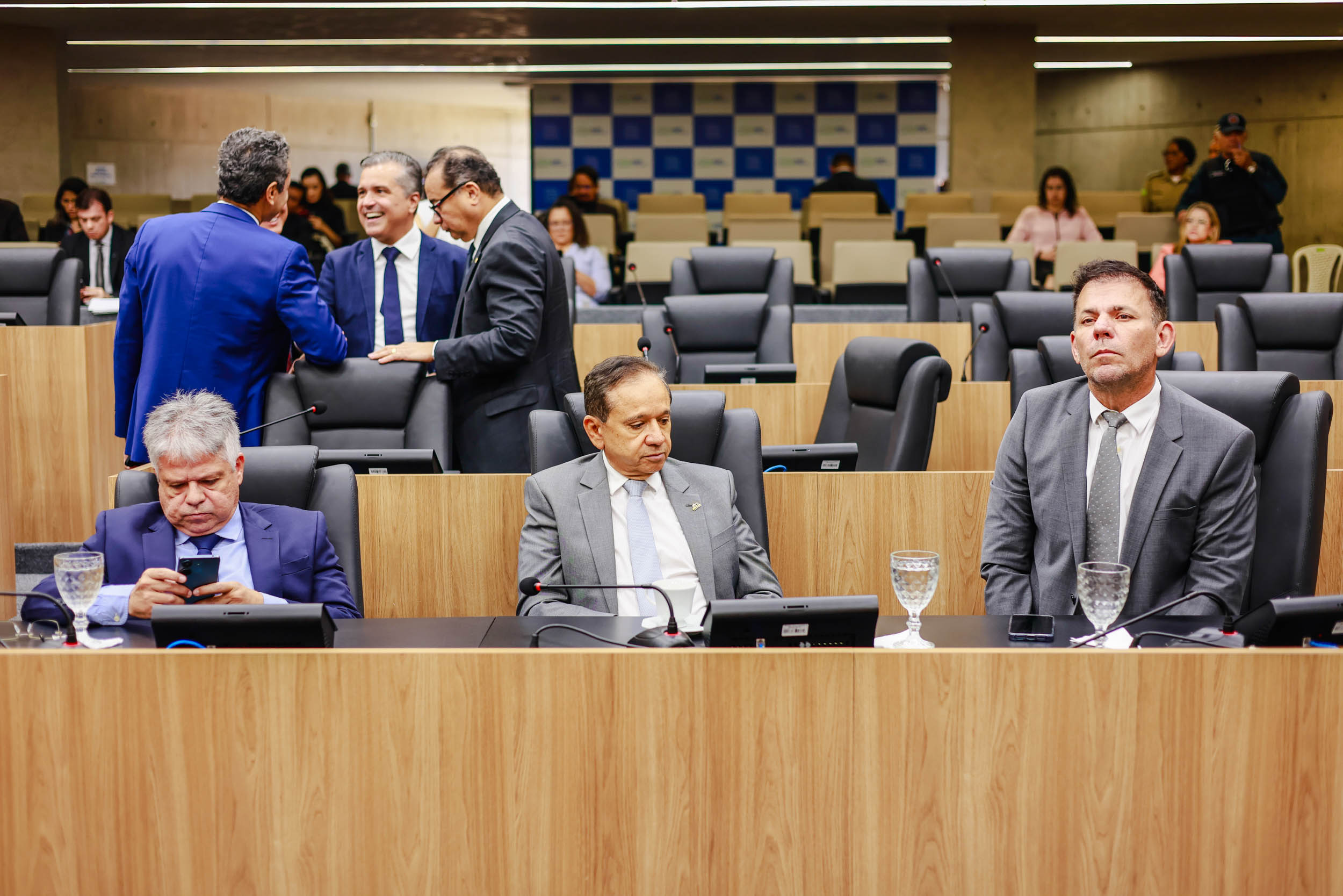 Alepi aprova empréstimos novos de R$ 395 milhões e altera lei de empréstimo de R$ 4,98 bilhões