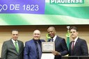 Alepi comemora Dia do Obreiro Universal com sessão solene