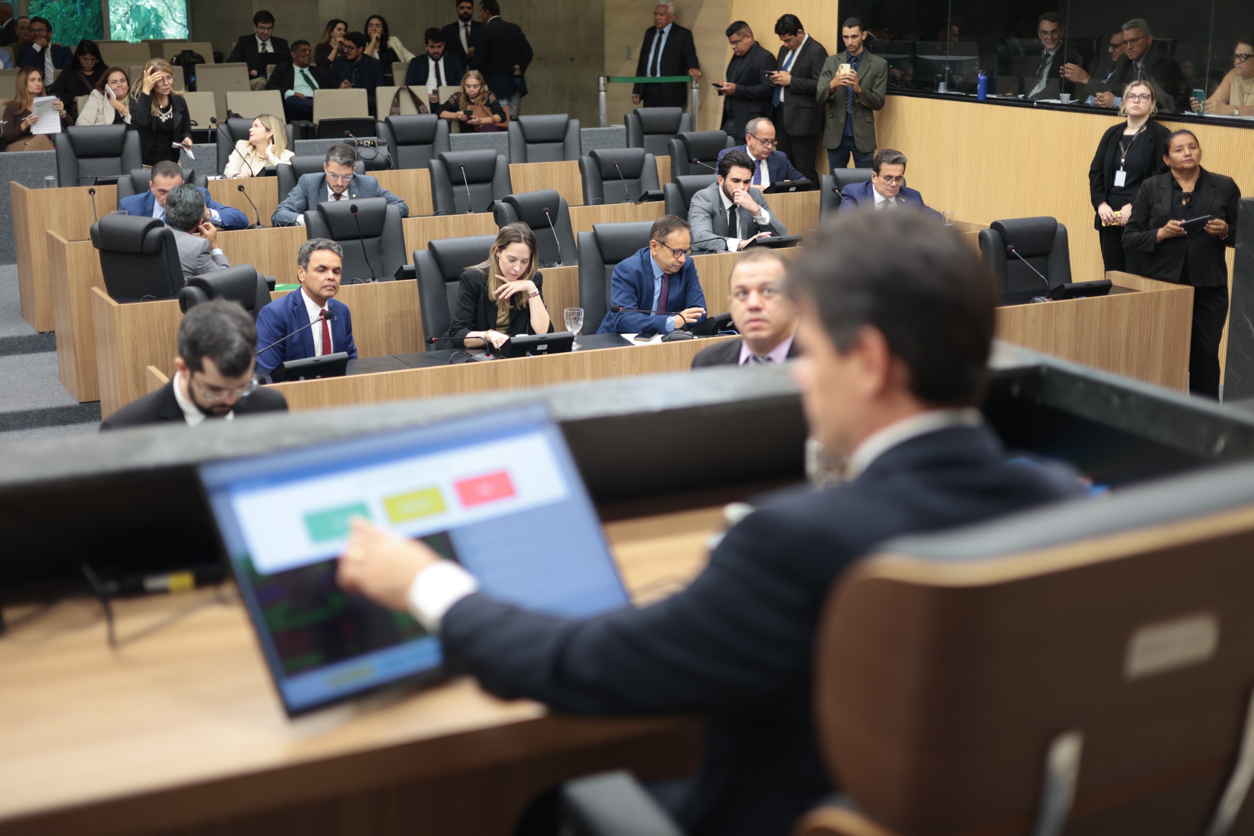 Alepi recebe projeto para subvenção econômica ao setor aéreo