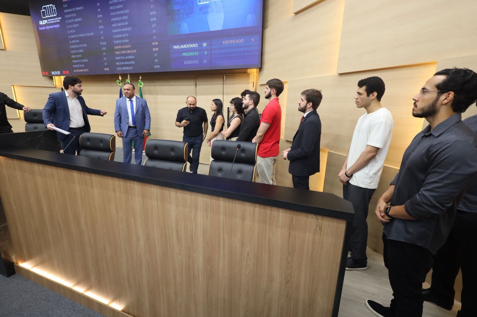  Alepi recebe visita de estudantes de Direito 