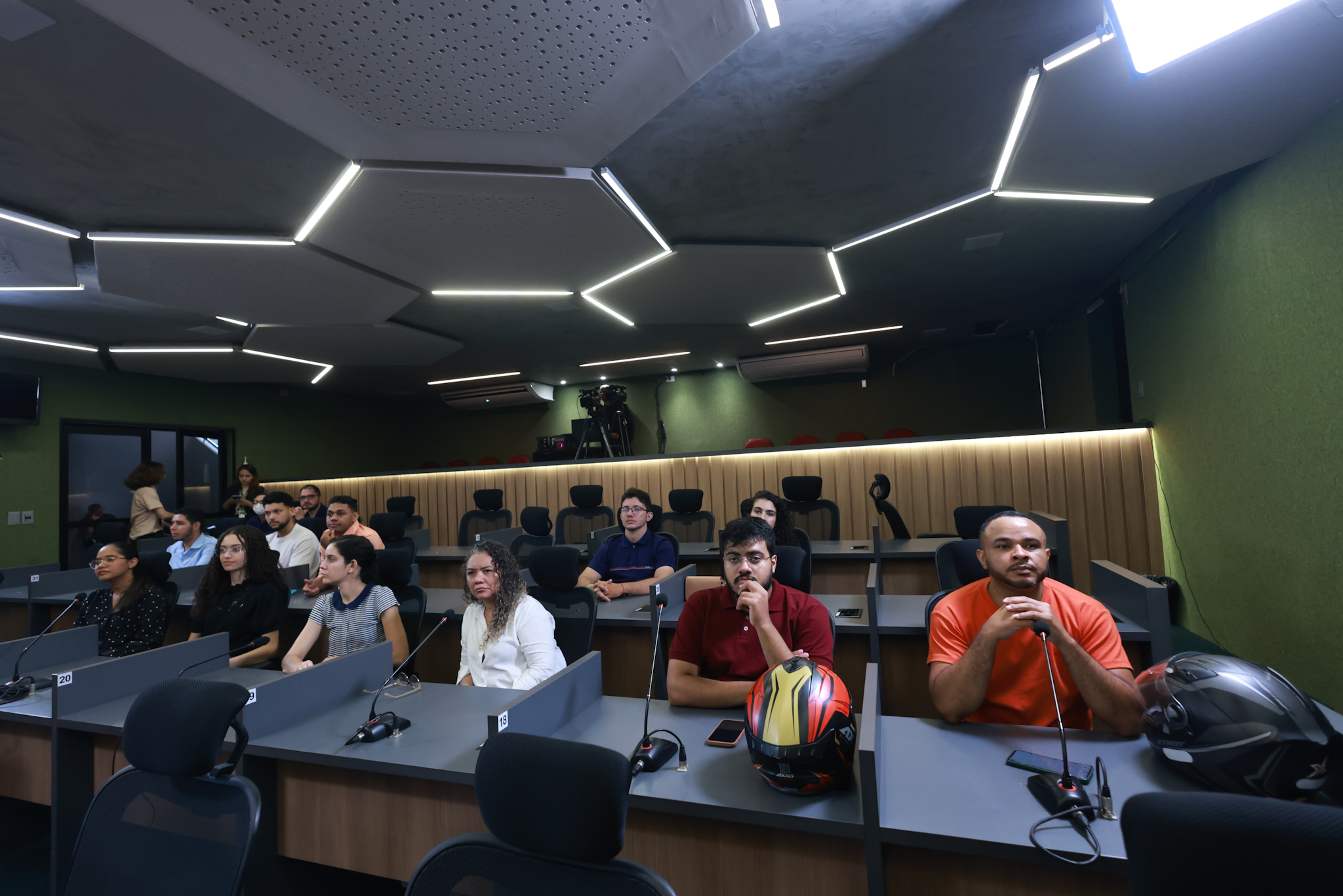 Alunos de Contabilidade visitam a Alepi