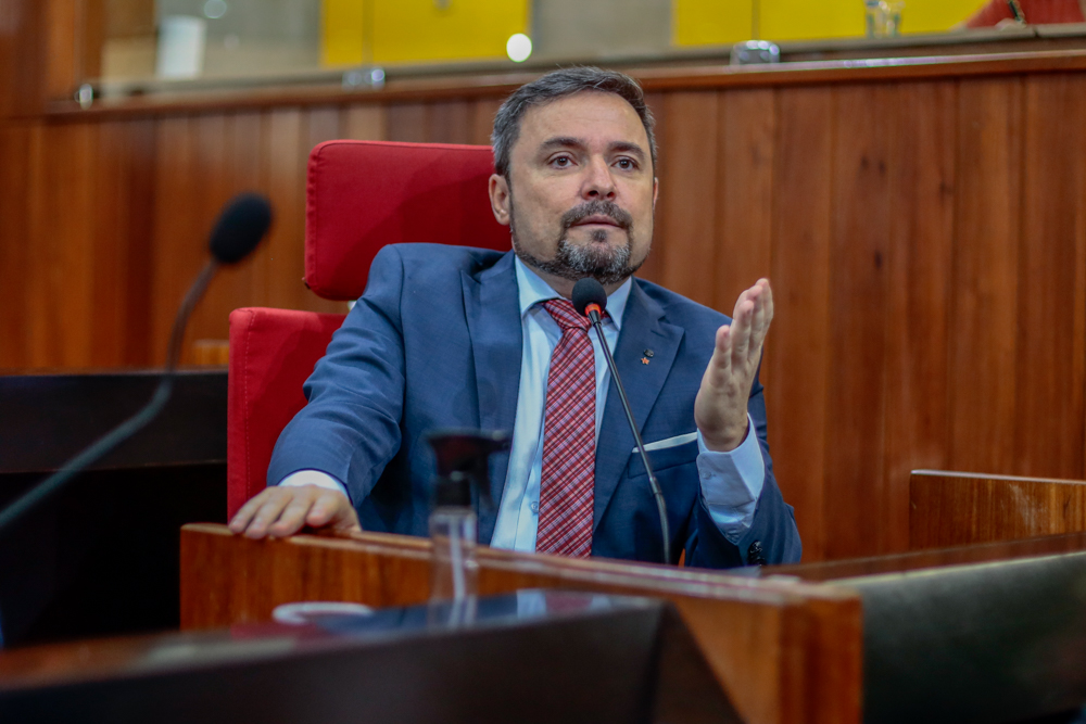 Aprovados projetos para reconhecimento de empresas que defendem direitos da mulher