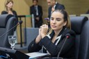 Bárbara do Firmino comemora eletricidade no Residencial Lindalma Soares