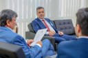 Beneficiados do CadÚnico receberão qualificação profissional e inserção no mercado de trabalho Beneficiados do CadÚnico receberão qualificação profissional e inserção no mercado de trabalho