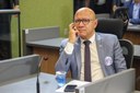 PL obriga escolas a disponibilizarem cadeiras específicas para pessoas com  TDAH