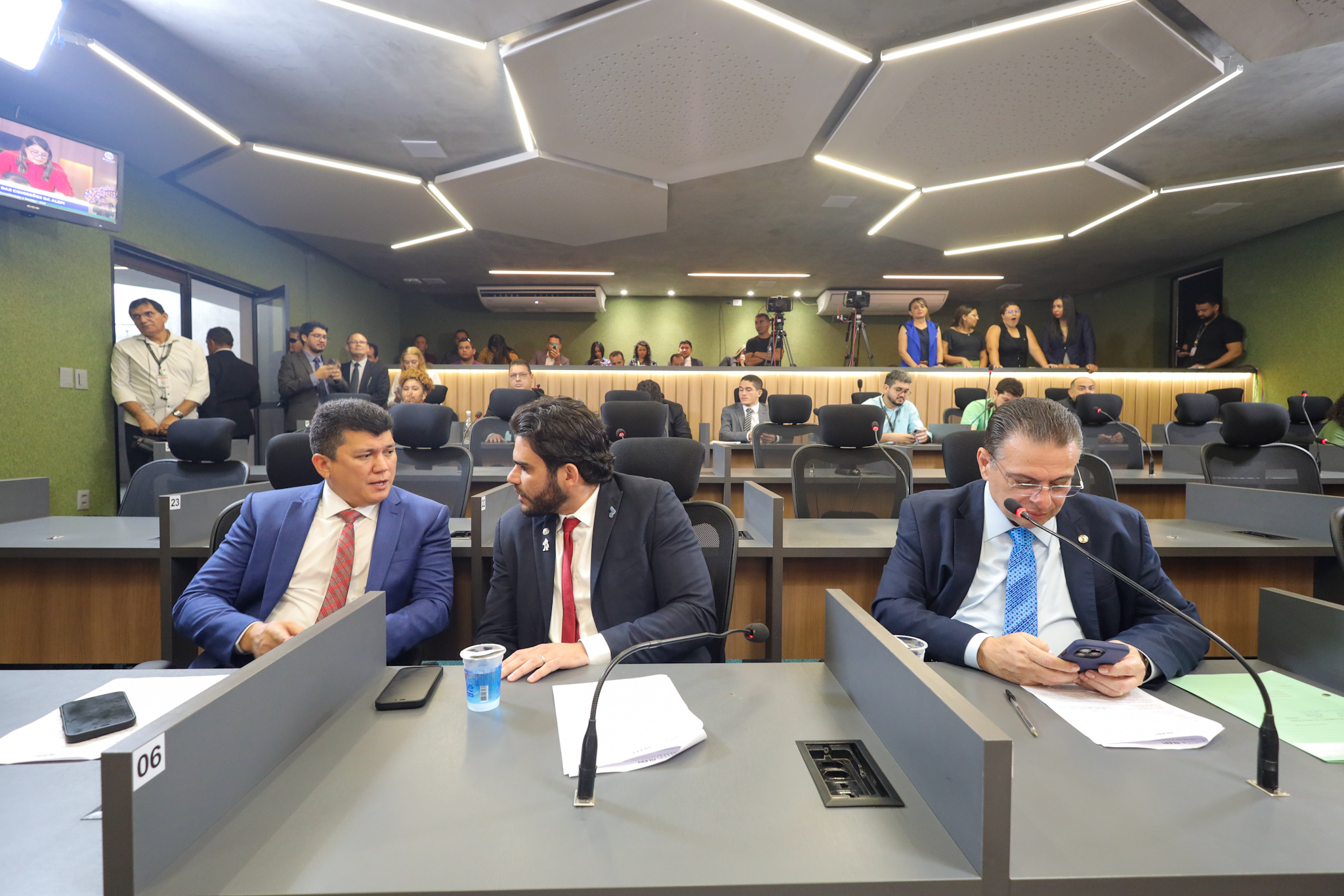 CCJ aprova programa de conectividade para áreas rurais