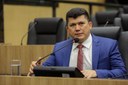 Deputado comemora contratação de intérprete de Libras para estudante surda da UFPI   