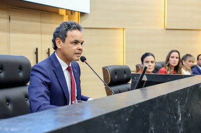 Deputado Dr. Gil Carlos percorre 8 municípios e fortalece parcerias com prefeitos