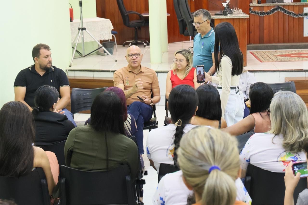 Deputado Franzé vai ampliar projeto que cuida de mães atípicas