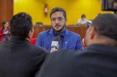 Deputados debatem a visita de Nicolás Maduro ao Brasil