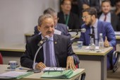 Deputados pedem vista a projetos do Governo para Tecnologia e Segurança