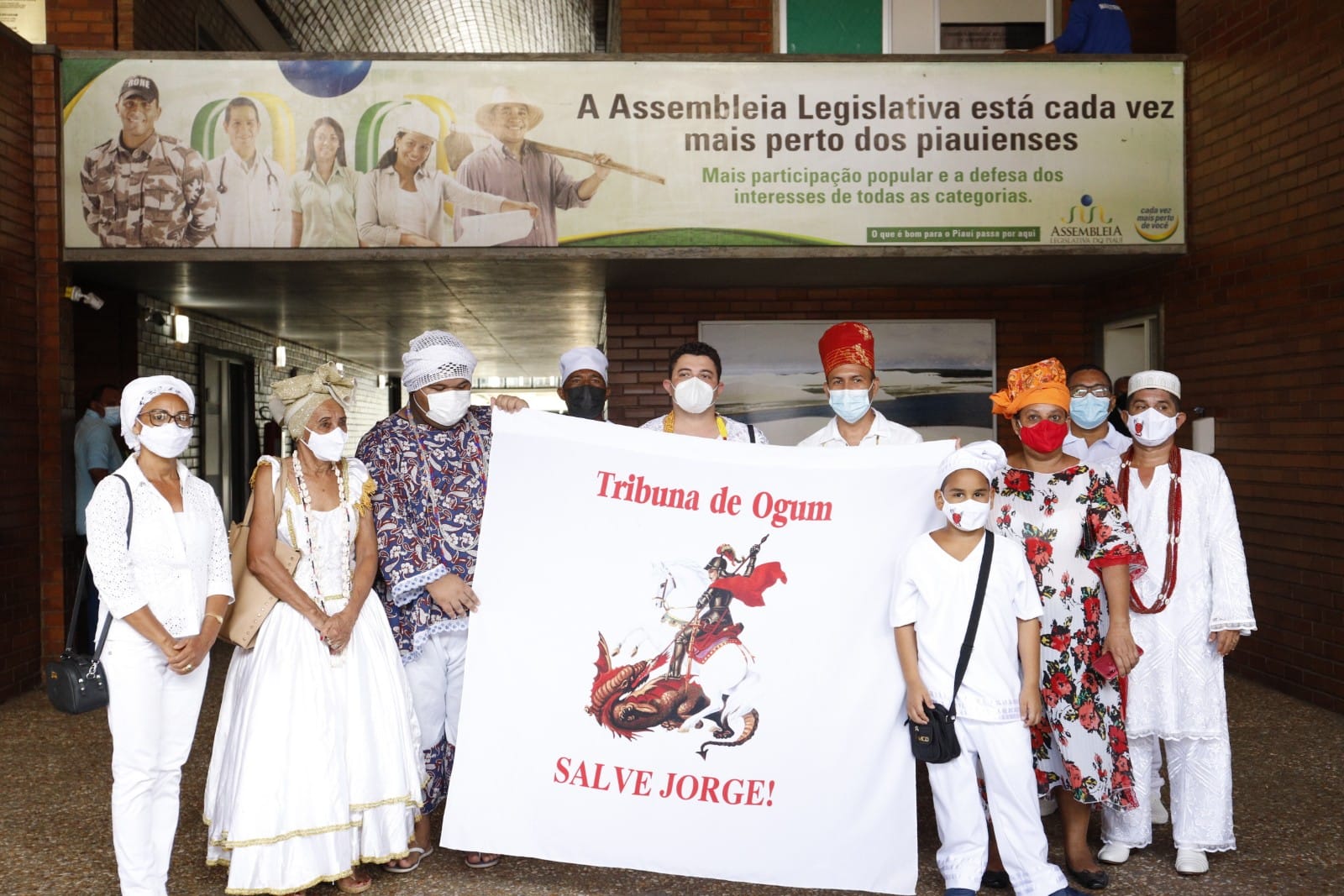 Deputados reagem à ofensa de Mão Santa a Regina Sousa