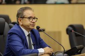 Dr. Hélio Destaca obra de reforma e revitalização da Lagoa do Portinho 