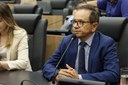 Dr. Hélio destaca projeto que defende mulheres contra agressão