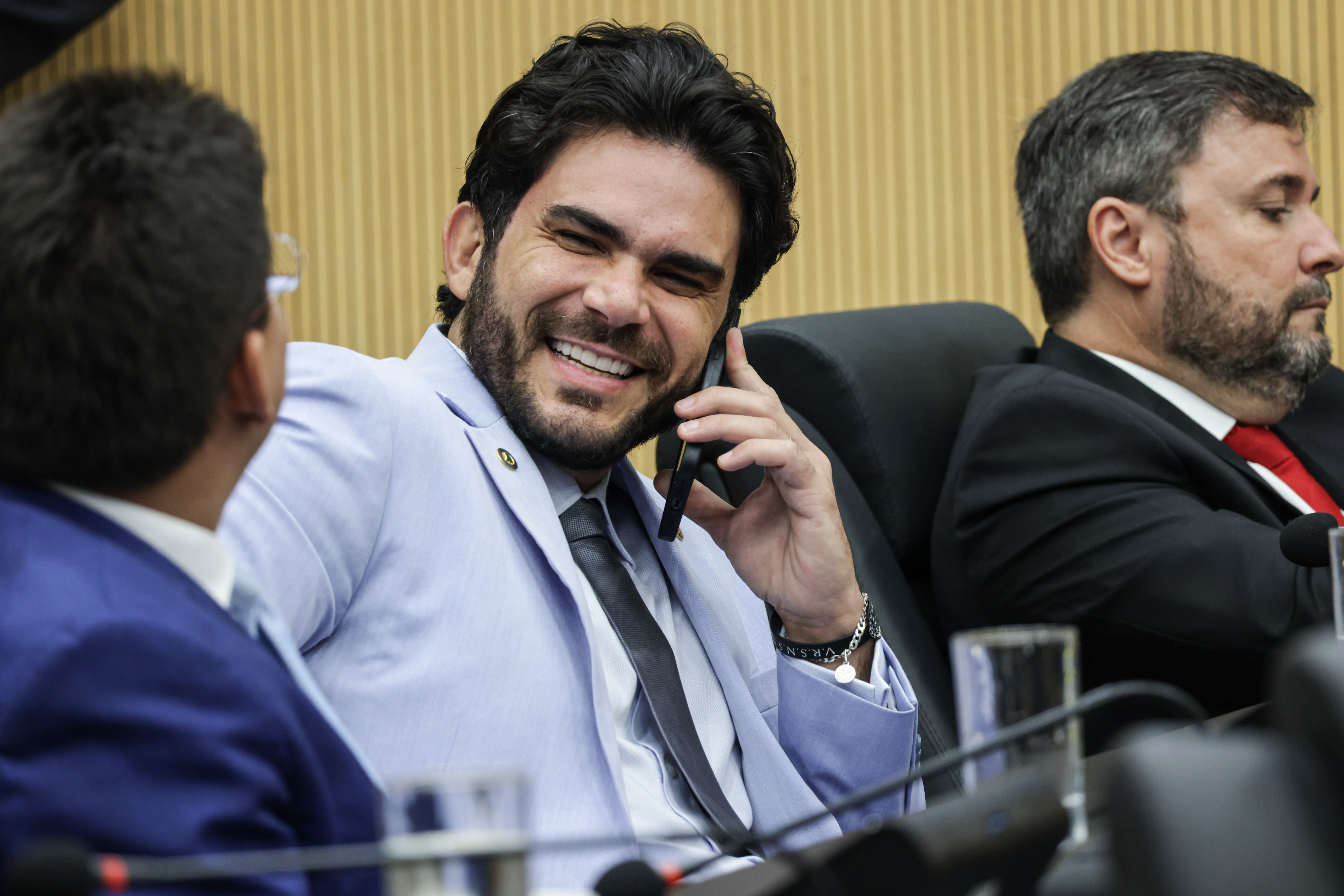 Dr. Marcus Vinícius Kalume destaca regularização fundiária  e  a obra em Floriano 