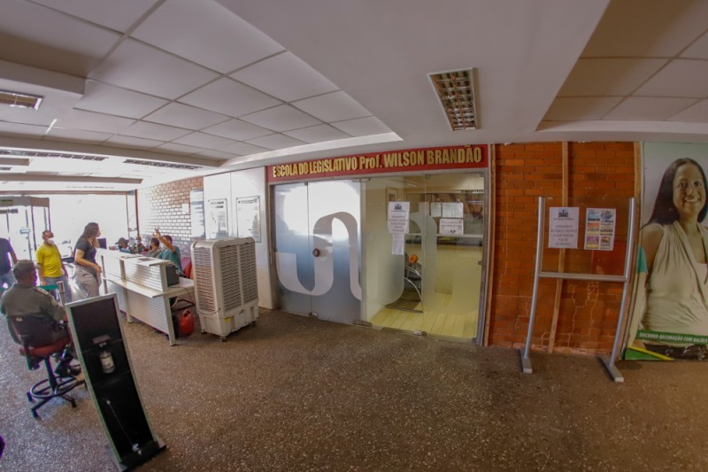 Escola do Legislativo retoma pós-graduações presenciais nesta sexta-feira 