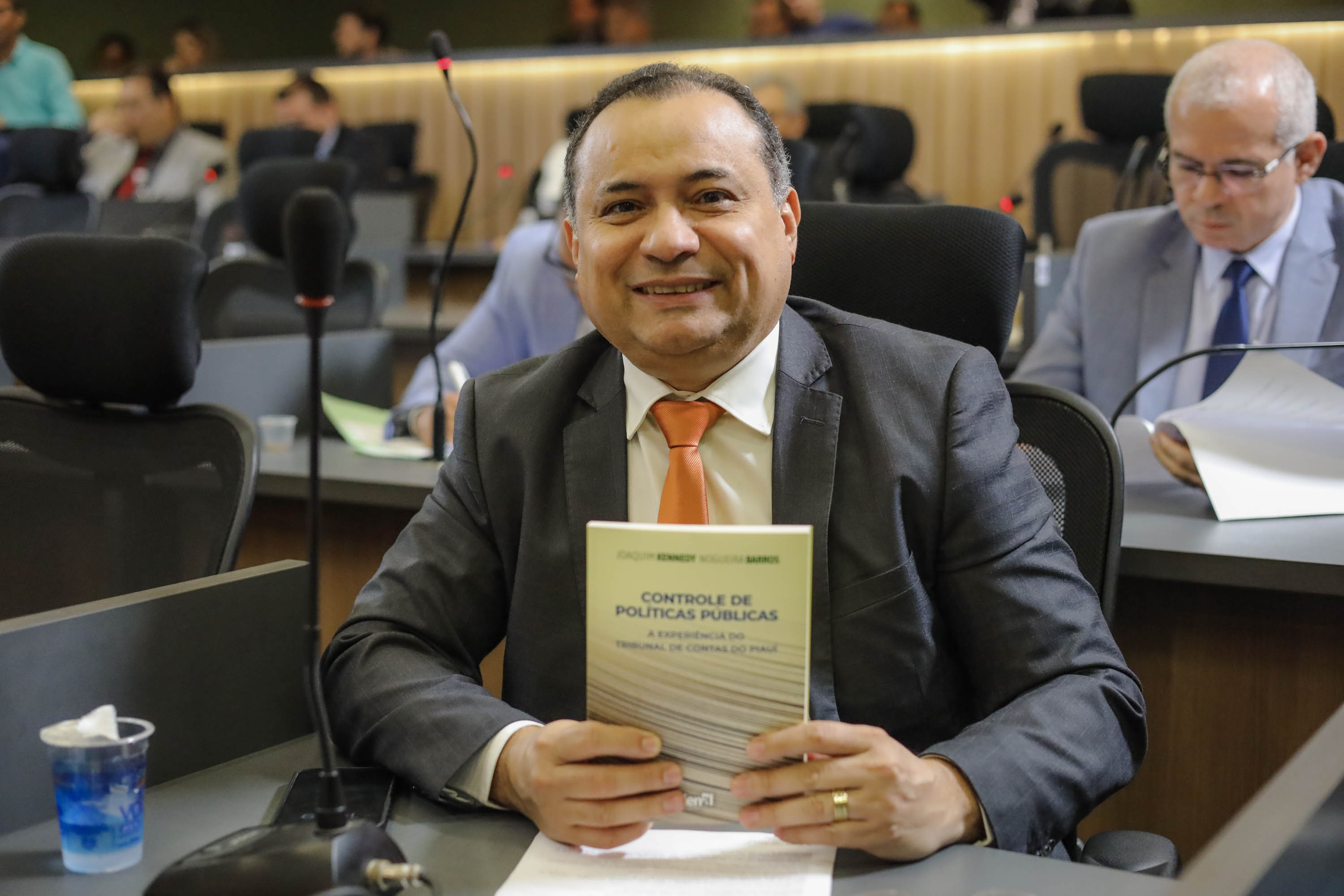 Evaldo Gomes deixa cargo na Mesa para assumir vice-liderança do governo 
