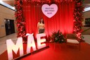 Festa das mães é marcada por emoção, fé e sorteios de brindes