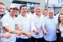 Flávio Júnior acompanha obras de asfaltamento em Valença ao lado do governador Rafael Fonteles