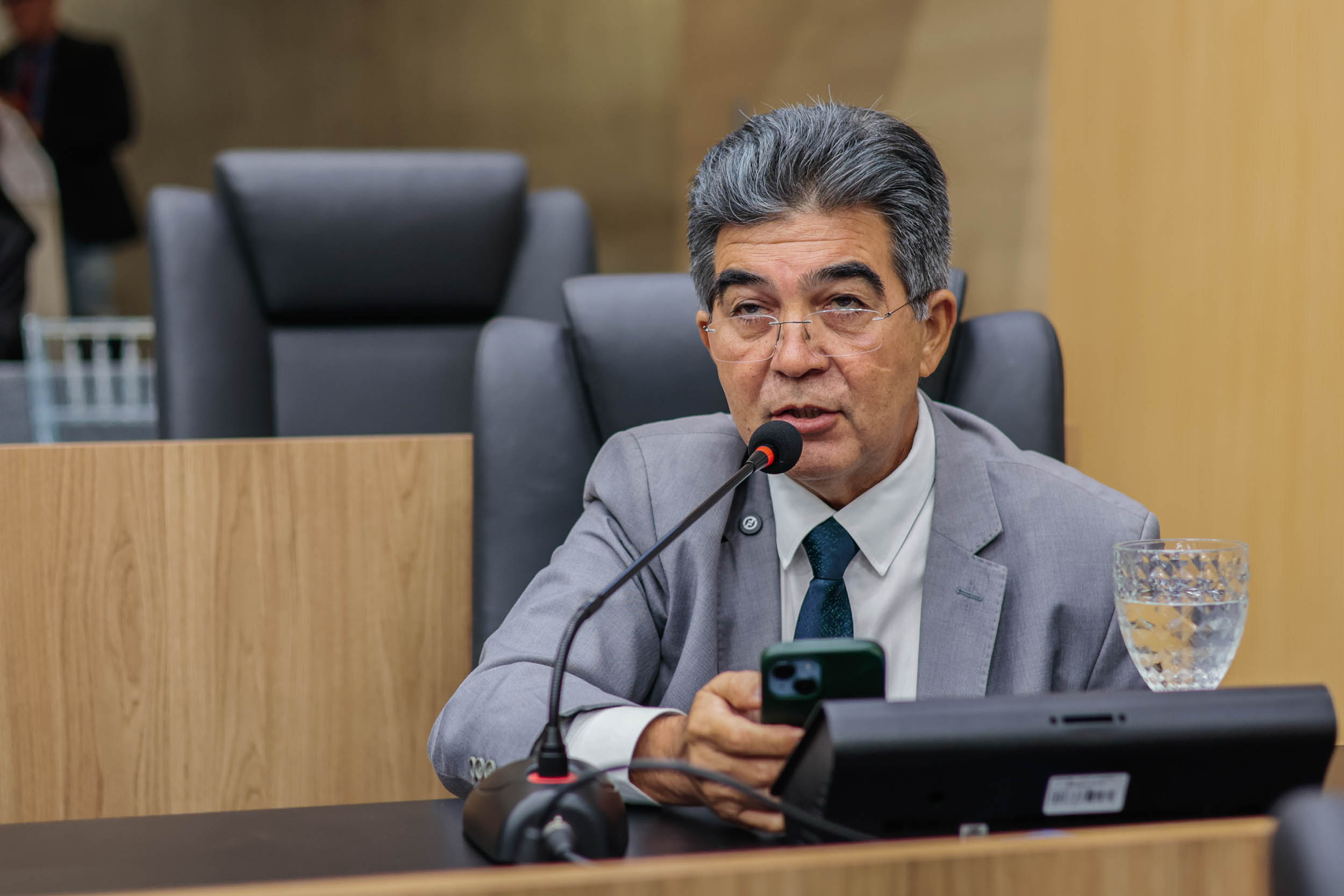 Francisco Limma solicita a recuperação de trecho da BR-222