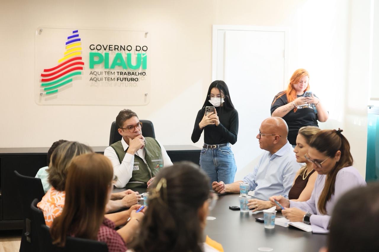 Franzé cobra celeridade em fila de espera de Centro de Atendimento a Autistas