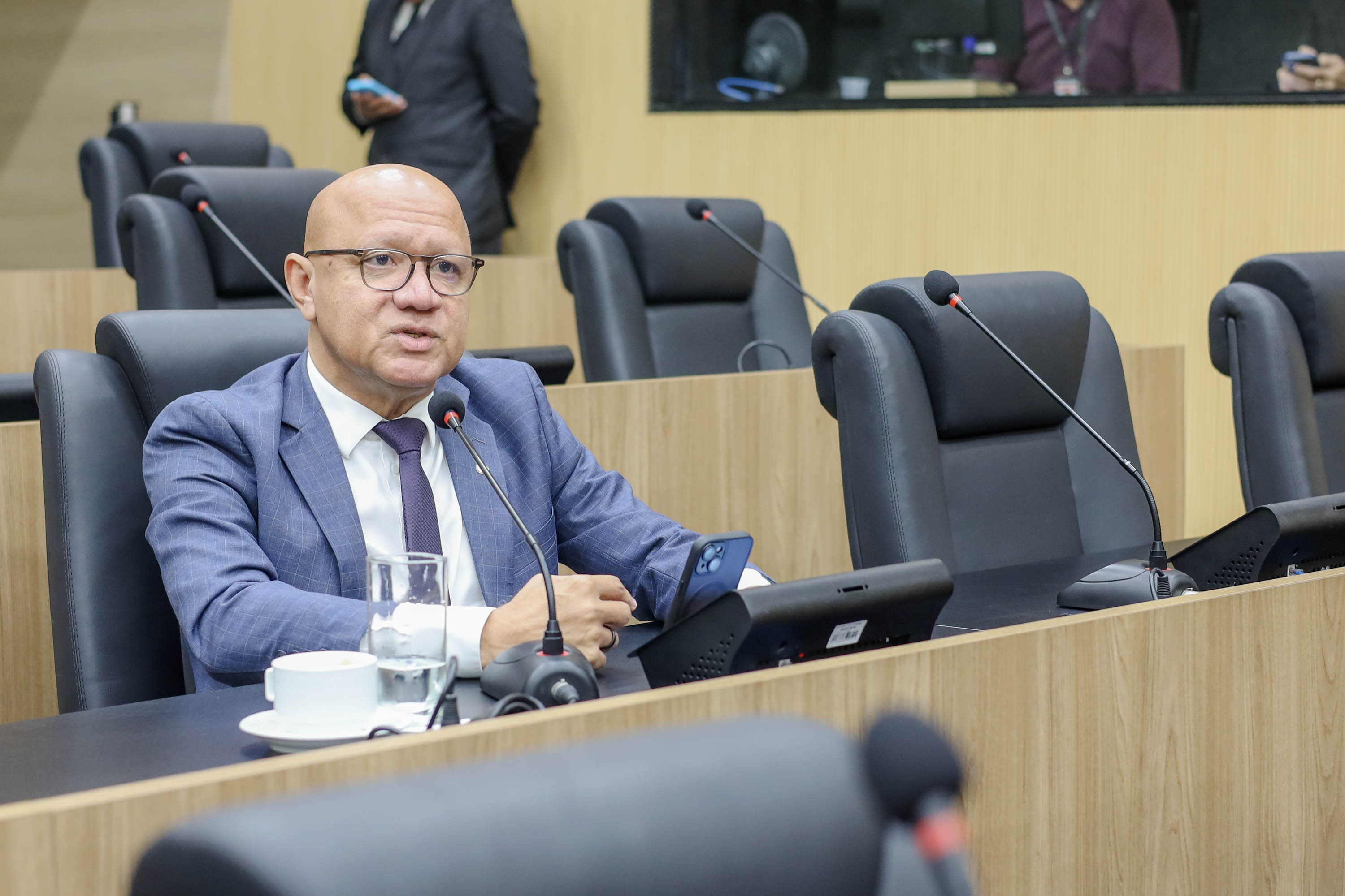 Franzé Silva defende mais agilidade nas  respostas dos requerimentos 