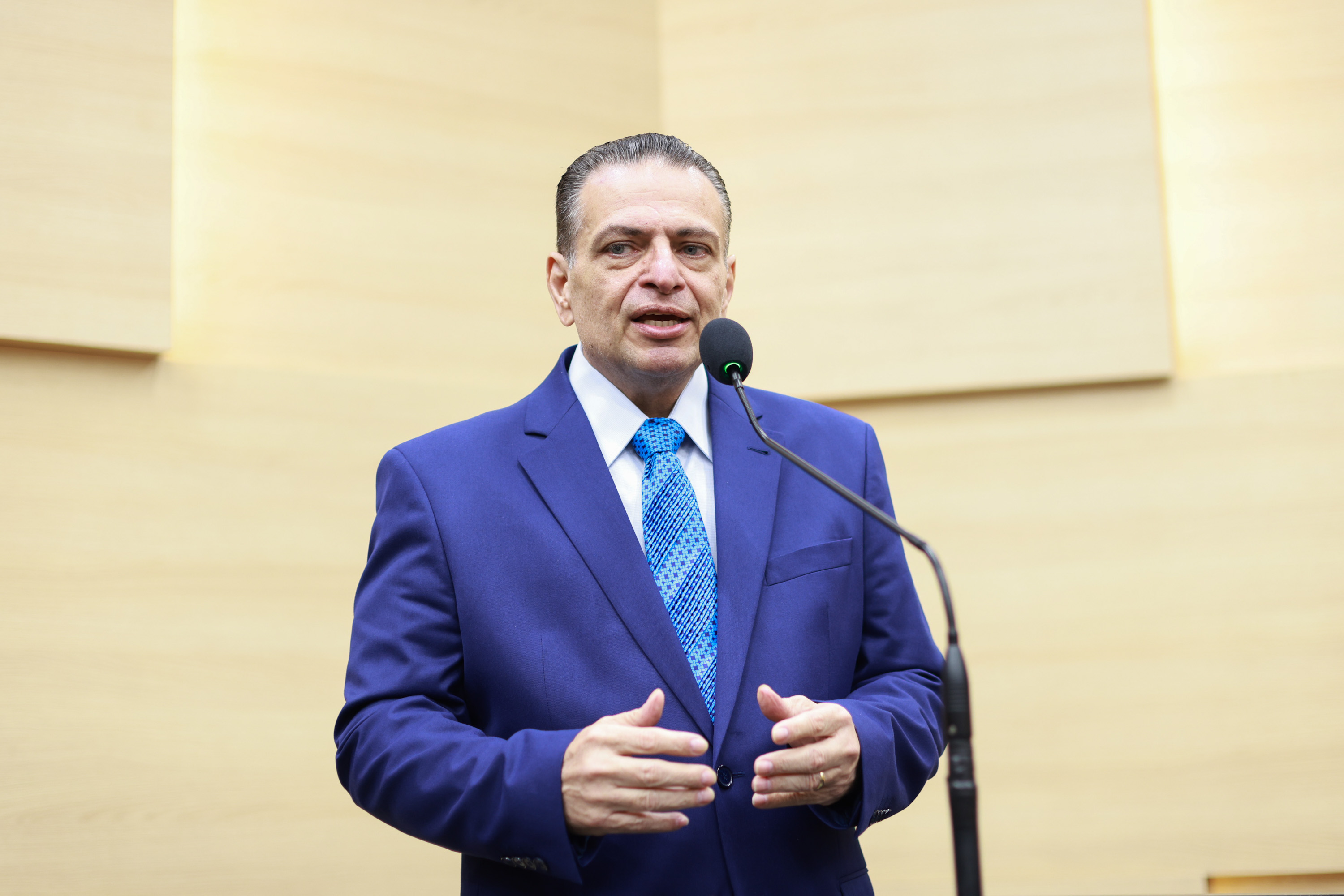 Gessivaldo Isaías destaca importância da democracia 