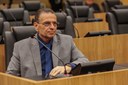 Gessivaldo Isaías solicita instalação de redutor ou sinal na Avenida João XXIII