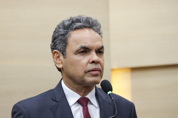 Dr. Gil Carlos fala com preocupação sobre monetização do exercício eleitoral