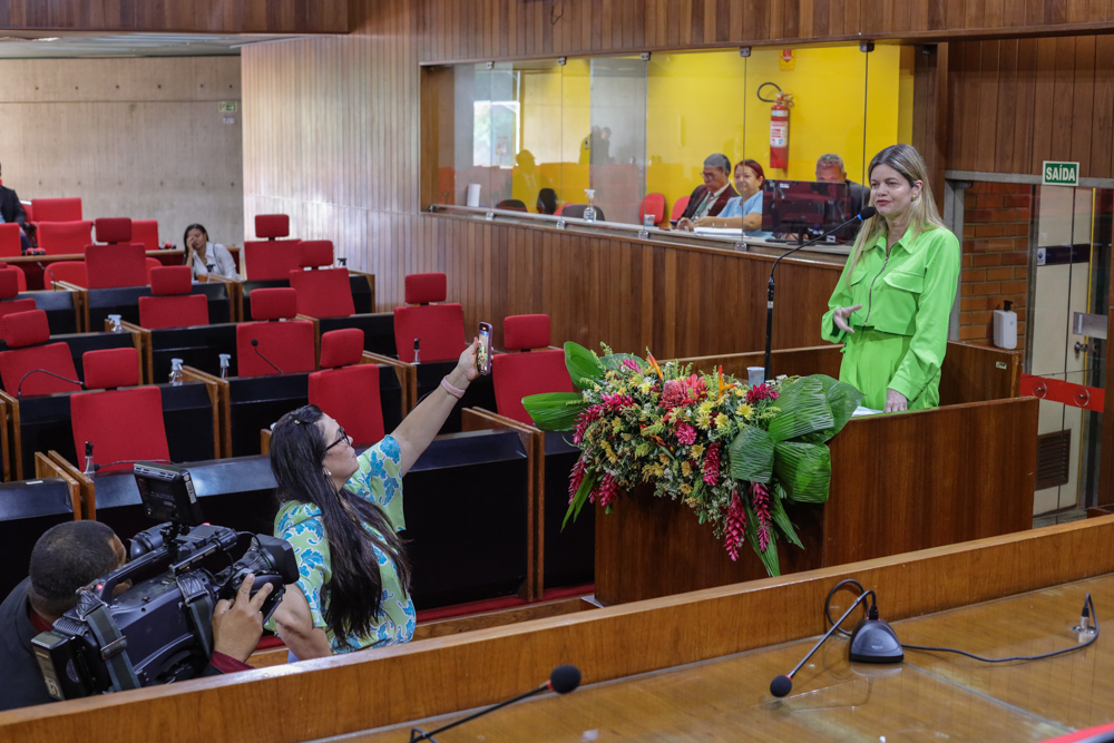 Gracinha Mão Santa destaca as datas comemorativas de 25 de maio