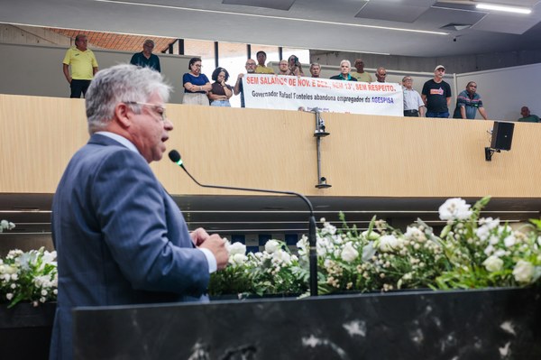 Gustavo Neiva cobra pagamento de ex-servidores da Agespisa  